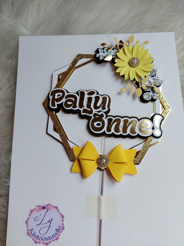 Koogitopper lill ja lipsuks