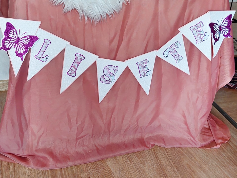 Lipukett Lisete liblikatega