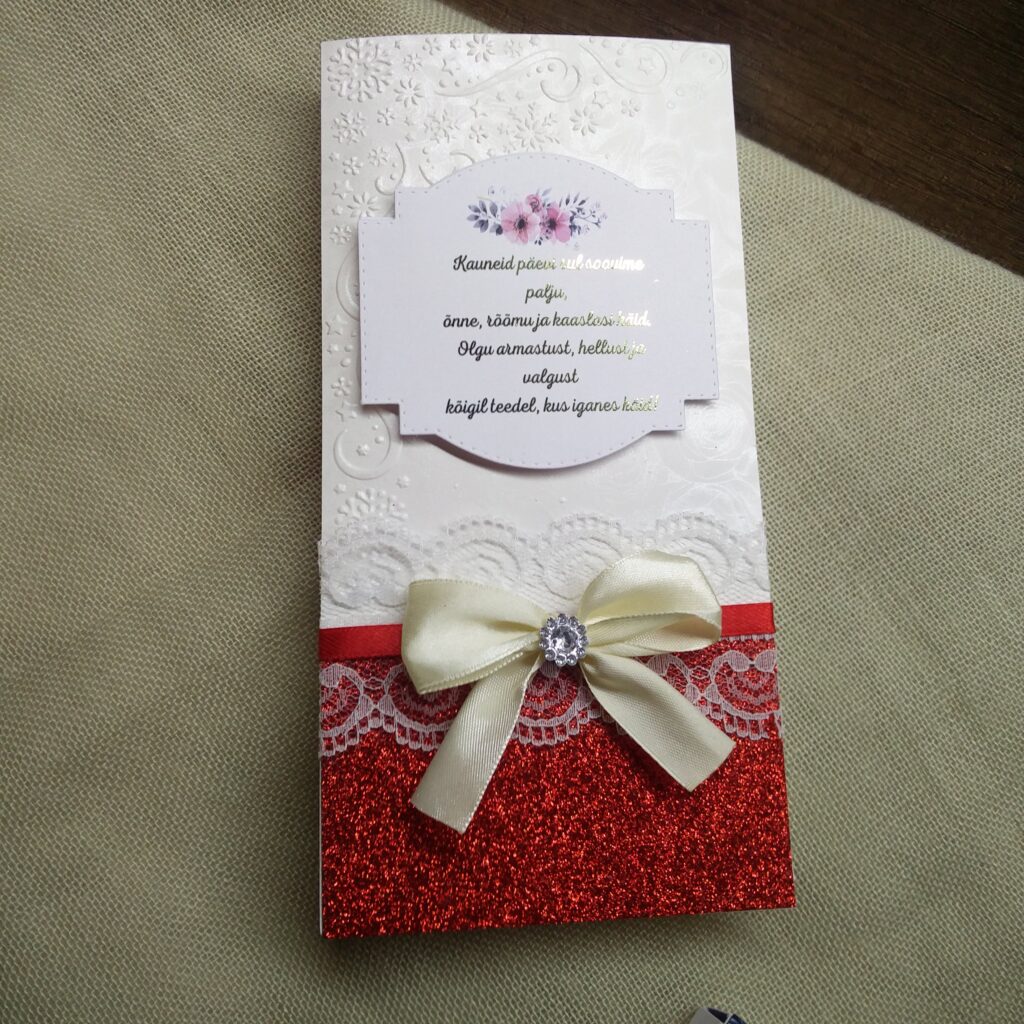 Šokolaaditaskuga pidulik ünnitluskaart