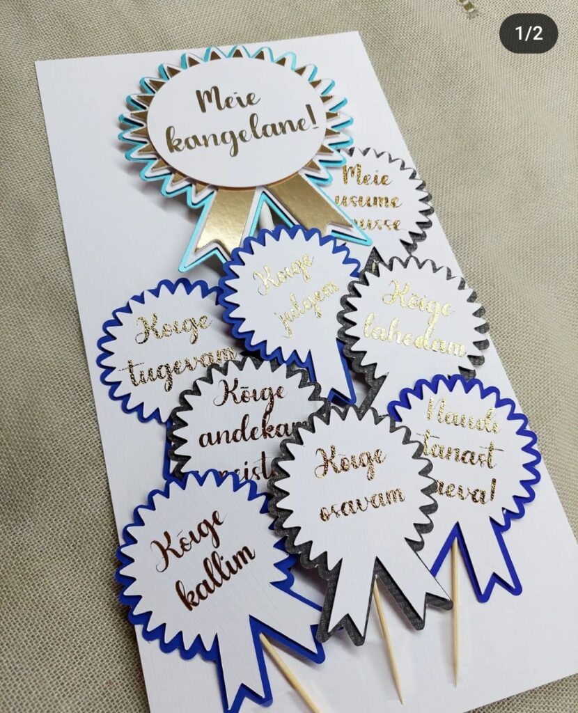 koogitopper, tikukaunistustega