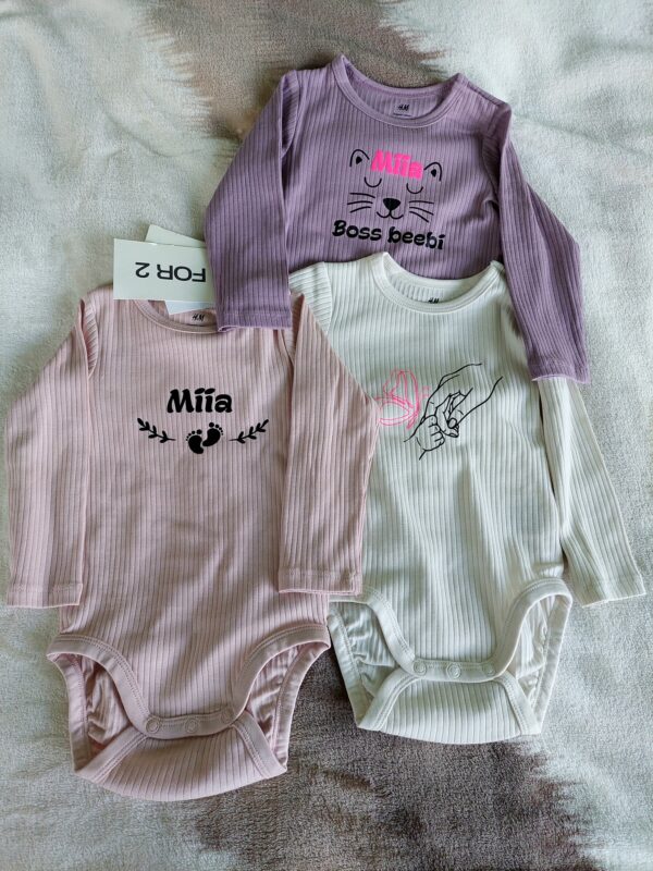 nime või pildiga beebibodid